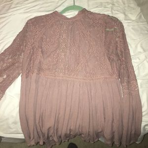American Eagle Lace top